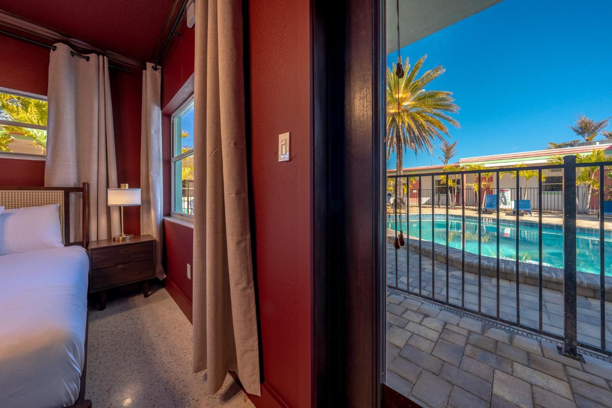 Monaco Vacation Rentals 클리어워터 비치 외부 사진