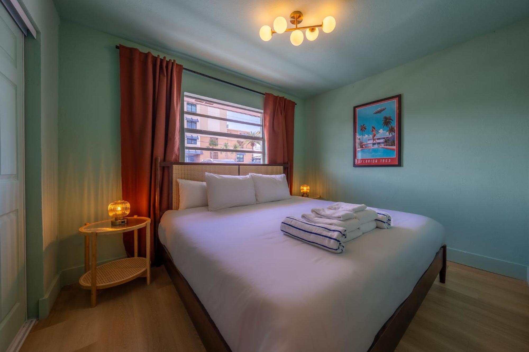 Monaco Vacation Rentals 클리어워터 비치 외부 사진